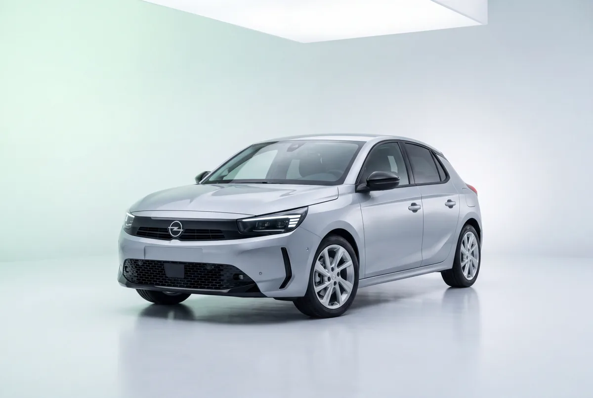 Opel Corsa — location essence manuelle