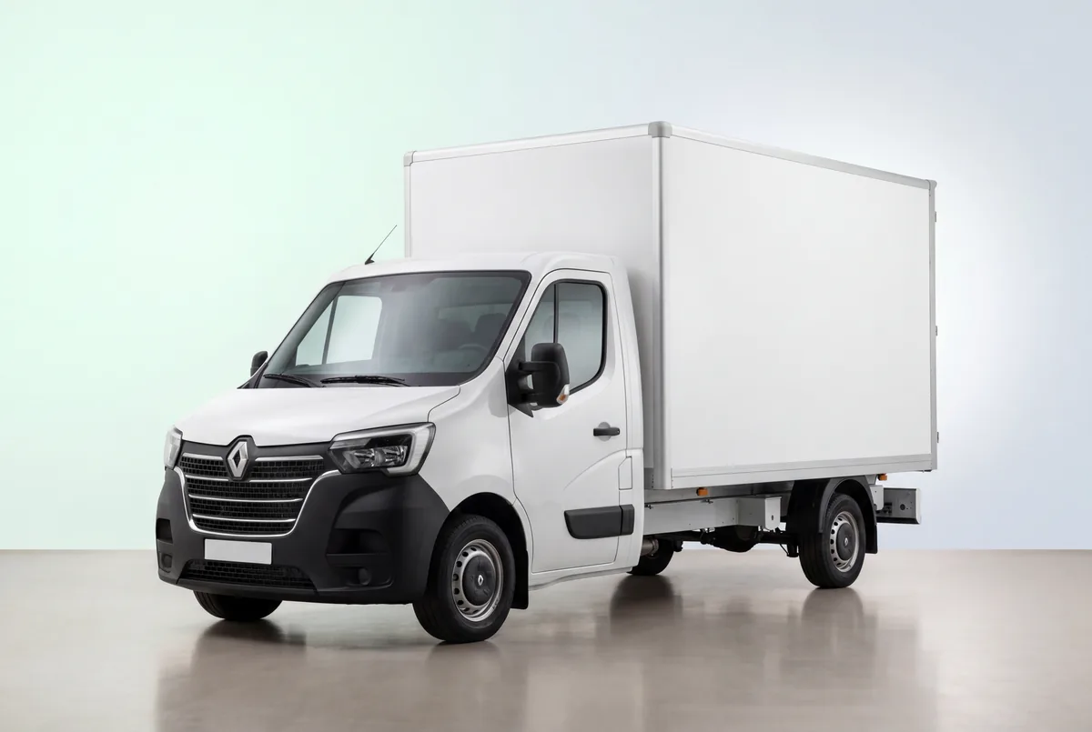 Renault Master caisse 20m³ — location diesel manuelle